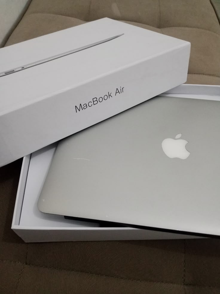 اپل اینتلیجنس در مک بوک پرو m4
