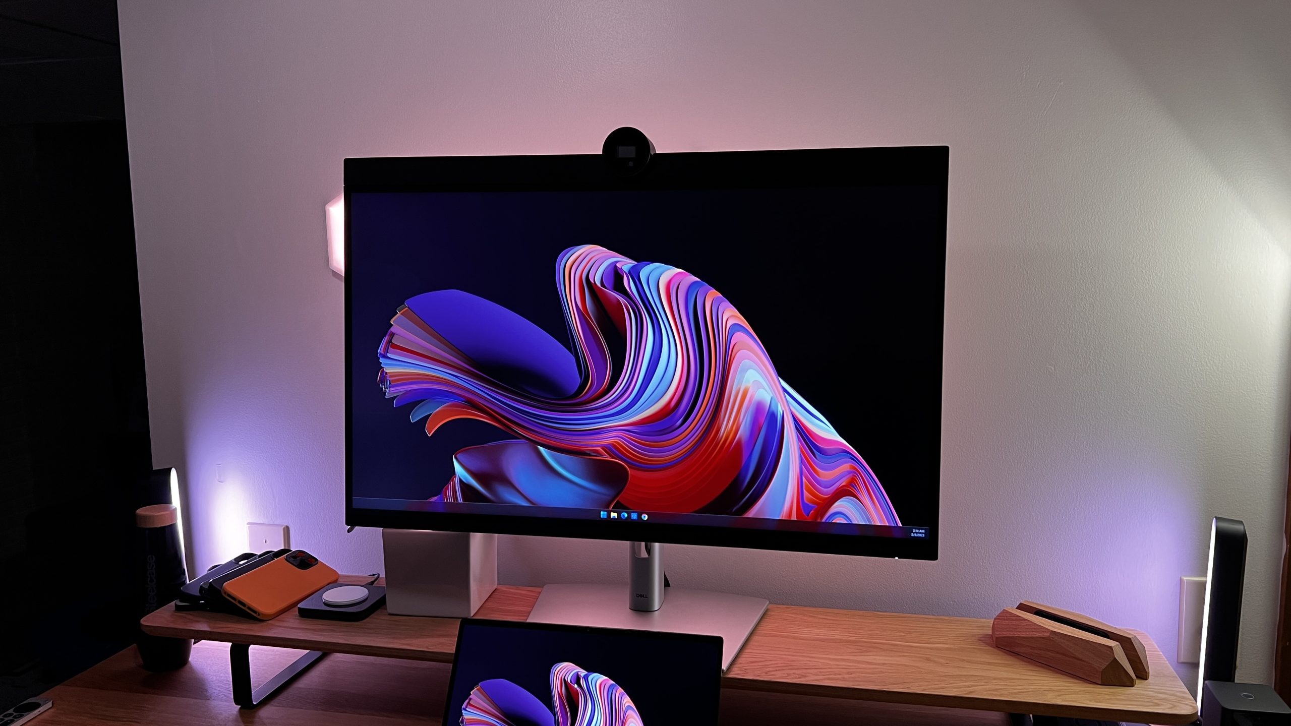 مانیتور Dell UltraSharp U3224KB