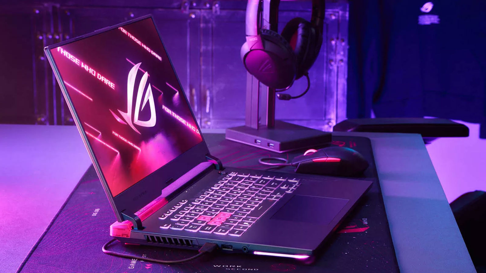 مشخصات لپ تاپ خوب با قیمت مناسب مشخصات لپ تاپ خوب با قیمت مناسب